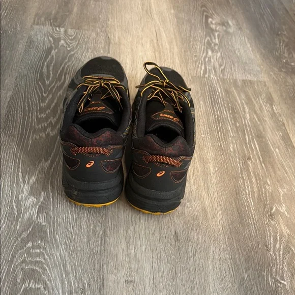 Asics Men's Black and Yellow Athletic Shoes - Picture 3 of 4